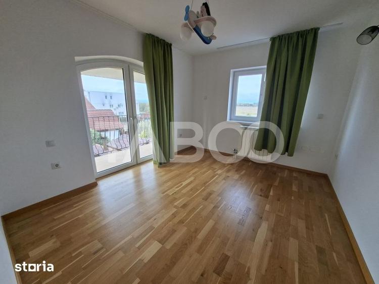 Casă cu 4 camere cu Teren 360 Mp în Ștrand