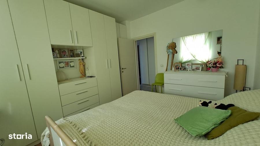 Apartament cu 4 camere decomandat în Central