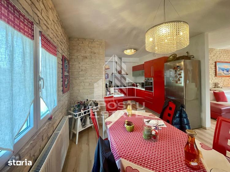 Casă cu 4 camere cu Teren 765 Mp în Zădăreni