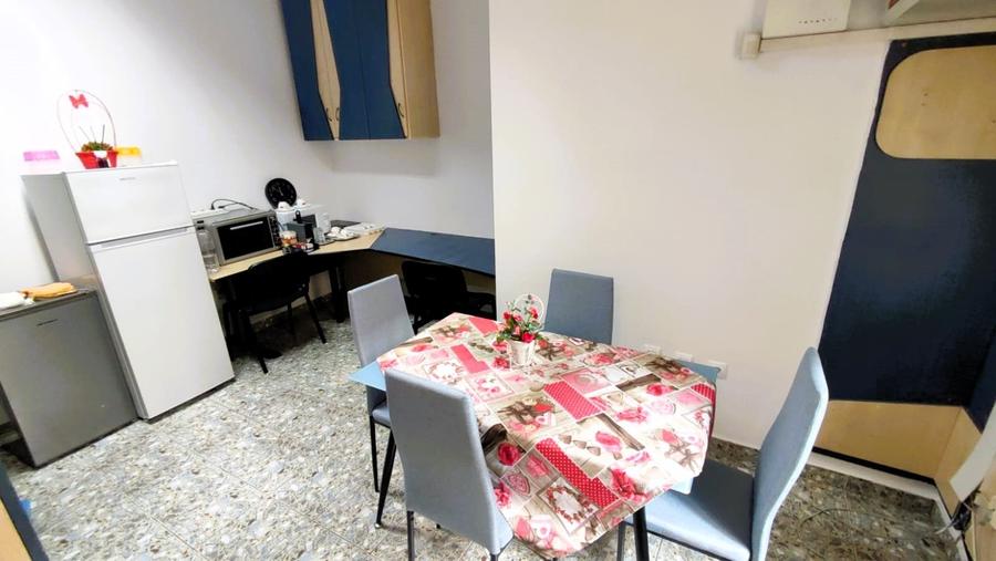 Apartament de vânzare, 2 camere, 70 mp, Central zona B-dul Eroilor - 15