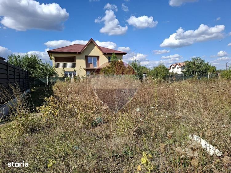 Spațiu comercial, în Tânganu
