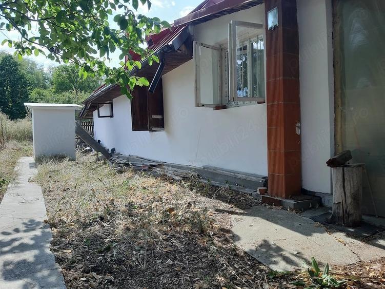 Casa si curte 1800m2 zona Colonesti, Olt tel. - 2