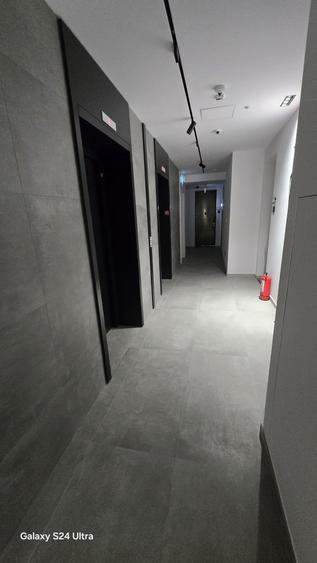 Apartament cu 3 camere decomandat în Floreasca