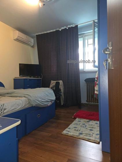 Apartament cu 3 camere decomandat în Brâncoveanu