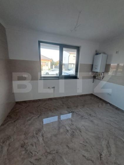 Casă cu 3 camere cu Teren 200 Mp în Sânpetru