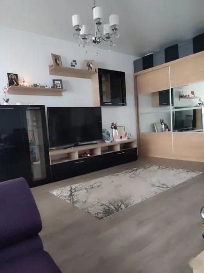 Apartament cu 2 camere decomandat, mobilat în 13 Septembrie