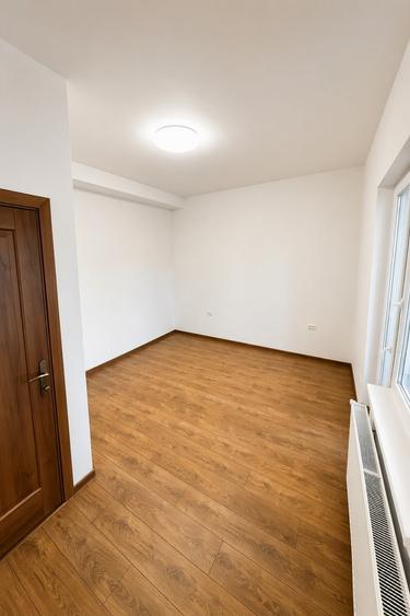 Apartament cu 3 camere decomandat în P-ța Unirii