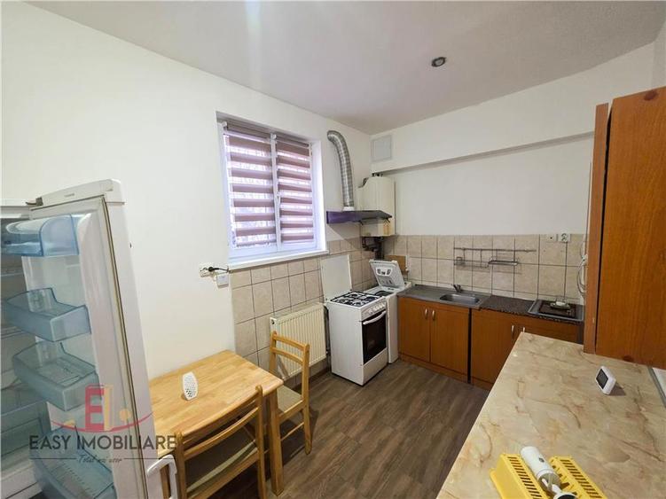 Casă individuală cu 2 camere cu Teren 100 Mp în Central