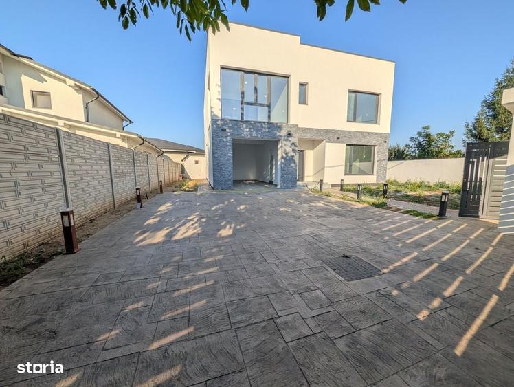 Casă cu 4 camere în Ștefăneștii de Sus