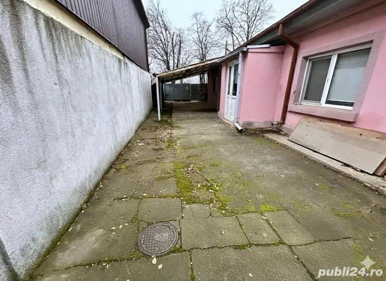 Spațiu comercial, de 90 mp, în Central