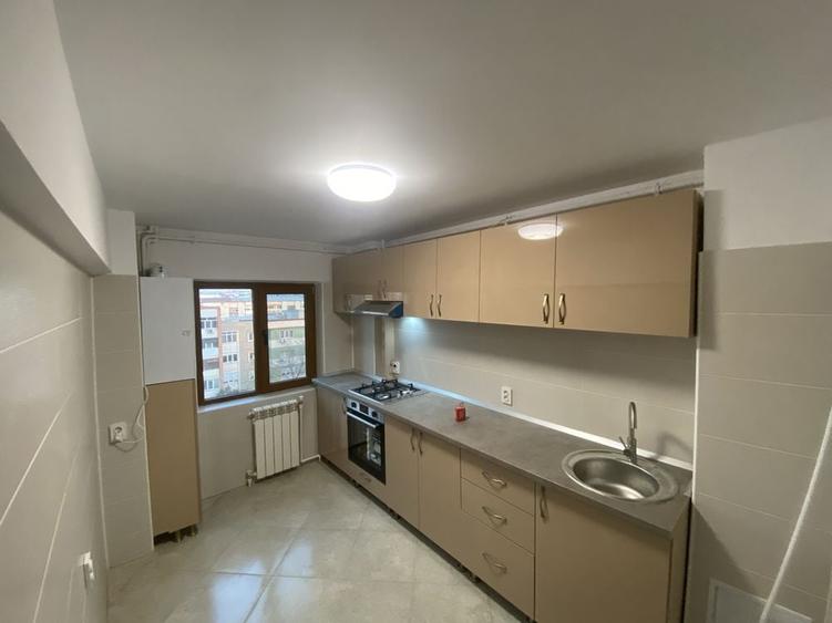 Apartament cu 2 camere decomandat în Popoveni