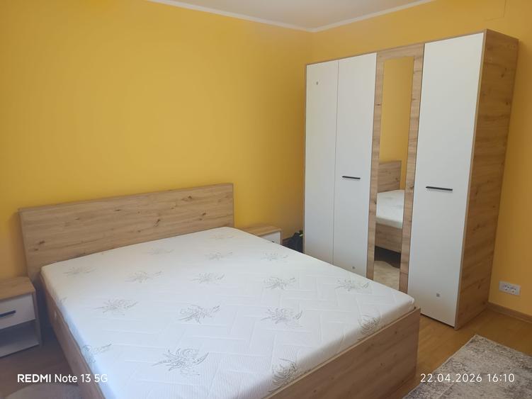 Apartament cu 2 camere decomandat în Soarelui