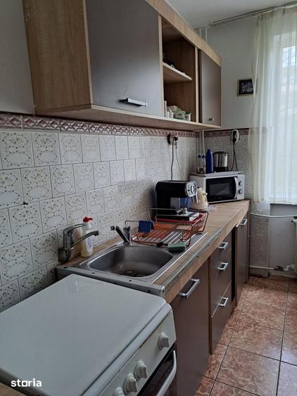 Apartament cu 2 camere semidecomandat în Decebal