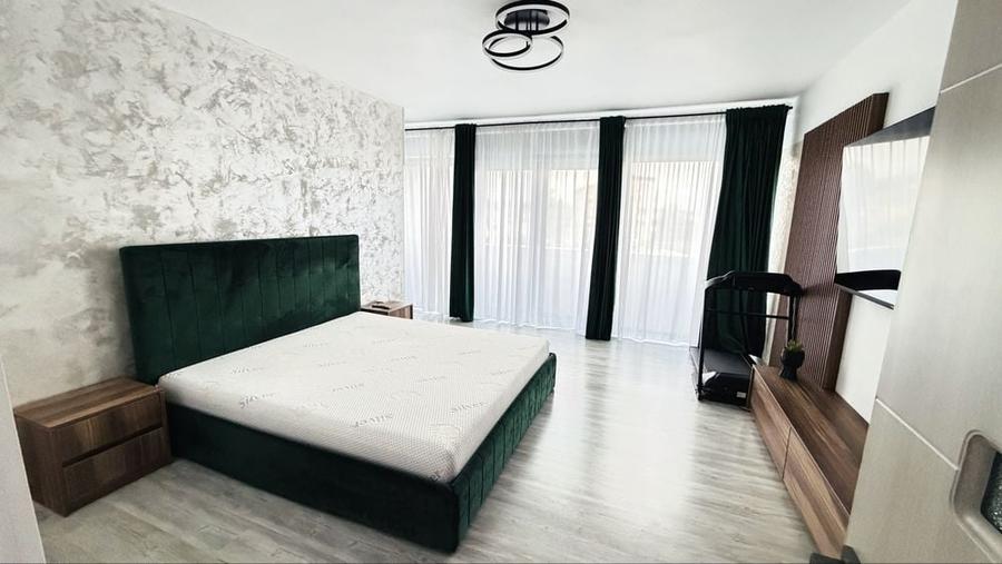 Apartament cu 3 camere decomandat în Bariera Vâlcii