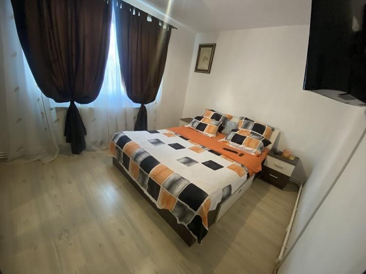 Apartament cu 2 camere semidecomandat în Carrefour