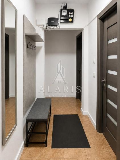 Apartament cu 3 camere semidecomandat, mobilat în Dacia