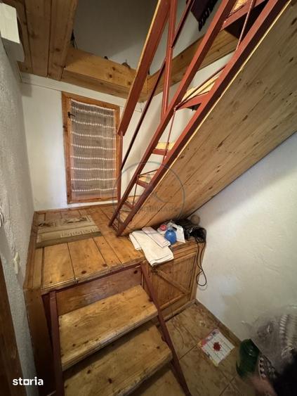 Casă cu 4 camere cu Teren 500 Mp în Central