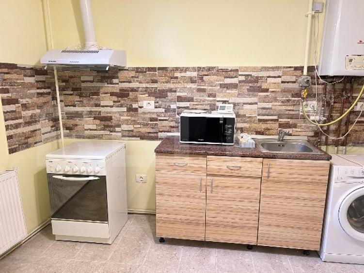 Apartament cu 2 camere, semicentral - 3