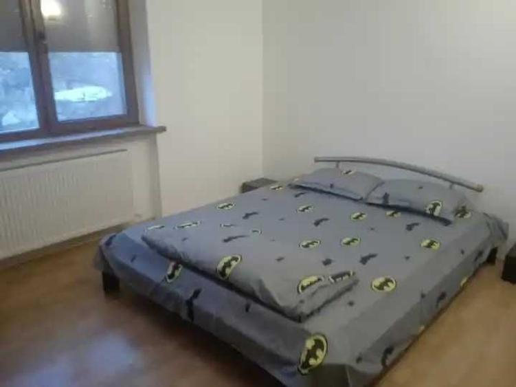 Inchiriez apartament ultracentral ultramodern - 1