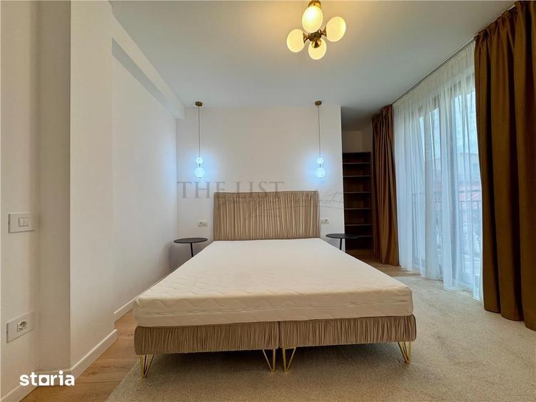 Casă cu 6 camere cu Teren 222 Mp în Central