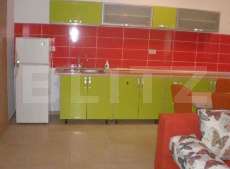 Apartament 2 camere, decomandat, etaj 10/11 cu priveliste, bloc nou, Racadau - 2