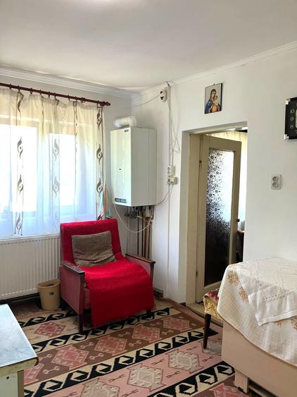Casa  cu parau la limita proprietatii- zona submontana - 10