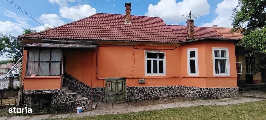 Apartament cu 4 camere în Central