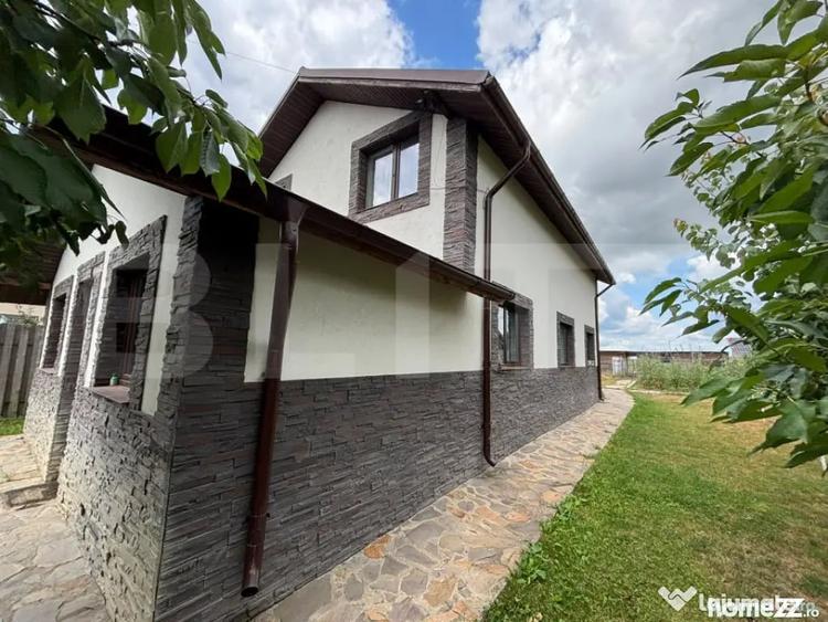 Casă cu 3 camere cu Teren 938 Mp în Mânăstioara
