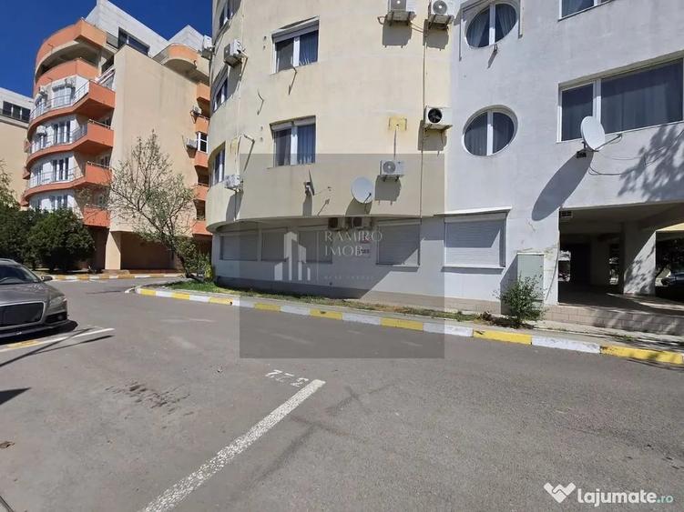 Apartament cu 3 camere decomandat în Nord
