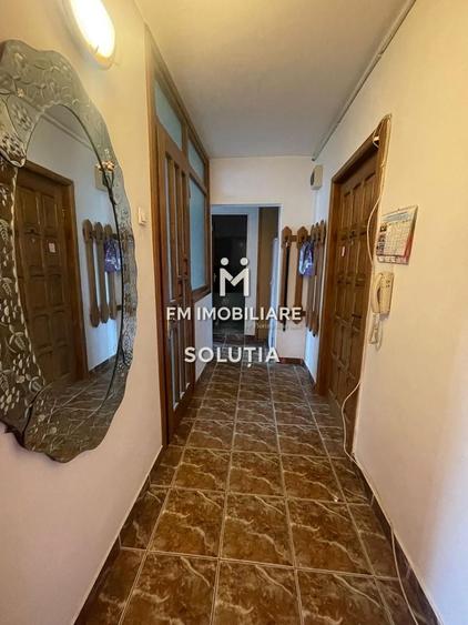 Apartament cu 2 camere decomandat în Hotvon