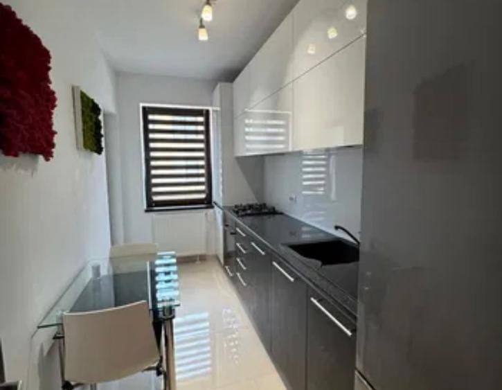 Apartament cu 2 camere decomandat în Grozăvești