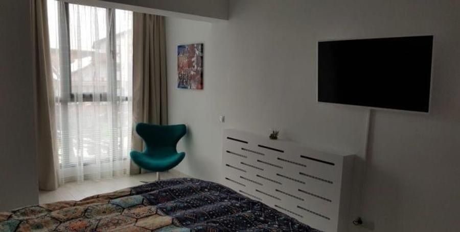 Apartament cu 2 camere semidecomandat, mobilat în Băneasa