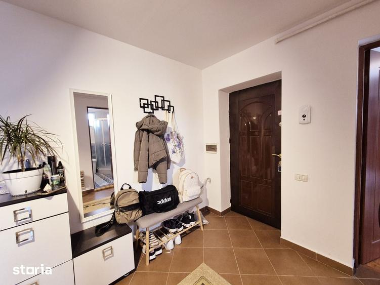 Apartament cu 2 camere decomandat în Precista
