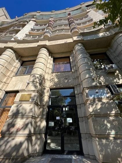 Apartament cu 3 camere decomandat în Unirii