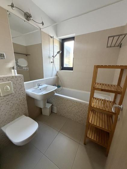 Apartament cu 2 camere decomandat în Băneasa