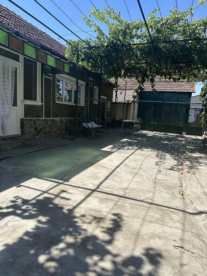 Casă cu 2 camere cu Teren 700 Mp în Nojorid