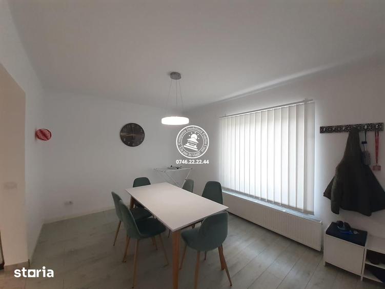 Casă cu 5 camere cu Teren 400 Mp în Lețcani