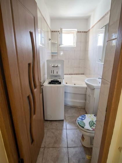 Apartament cu 2 camere în Cetate