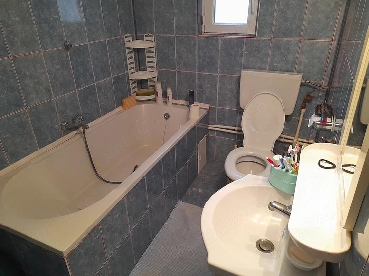 Casă cu Teren 2200 Mp în Războieni