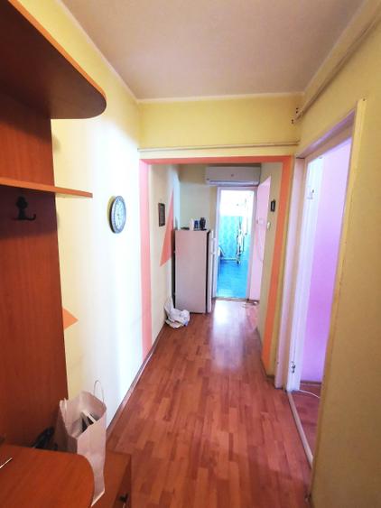 Apartament cu 2 camere în Micro 13