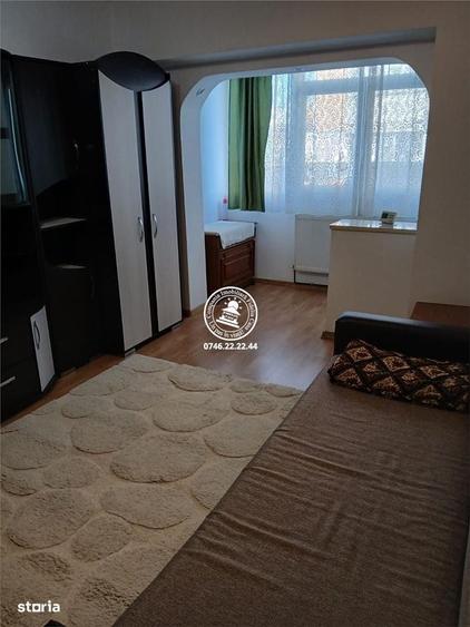 Apartament cu 2 camere decomandat în Păcurari