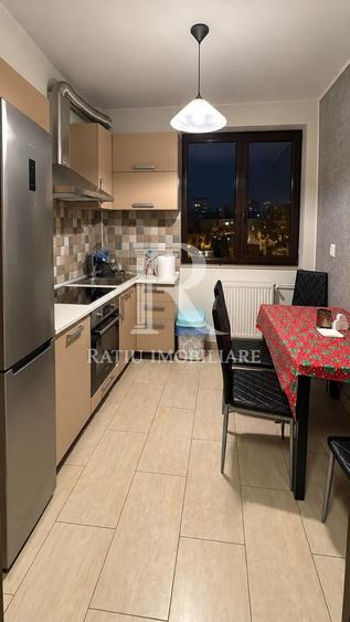 Apartament cu 3 camere semidecomandat, mobilat în Gării