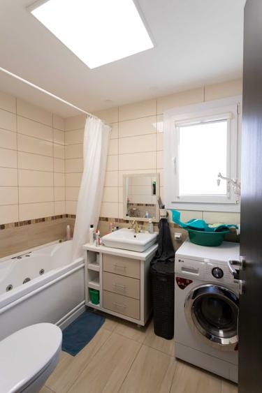 Casă cu 4 camere în Crețuleasca