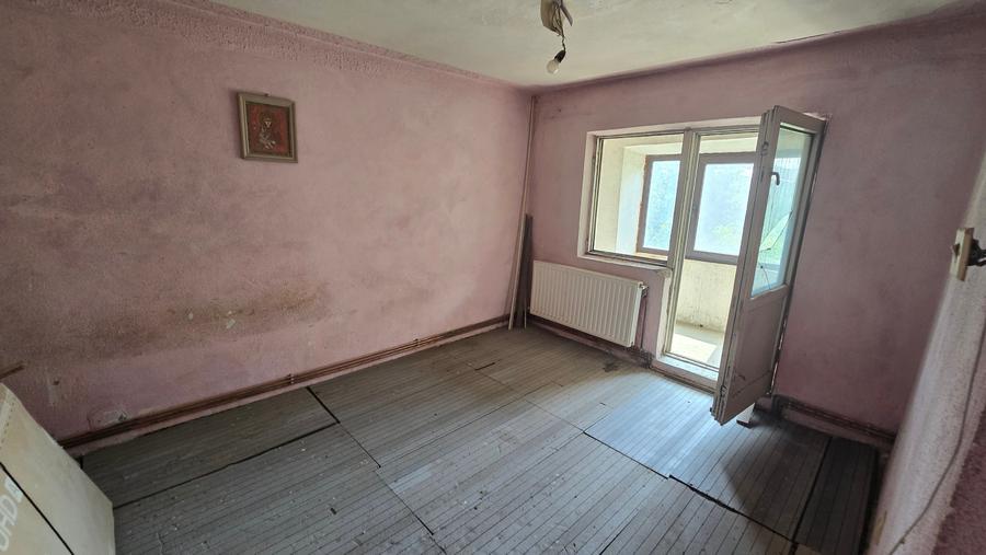 Apartament cu 2 camere decomandat în Ultracentral