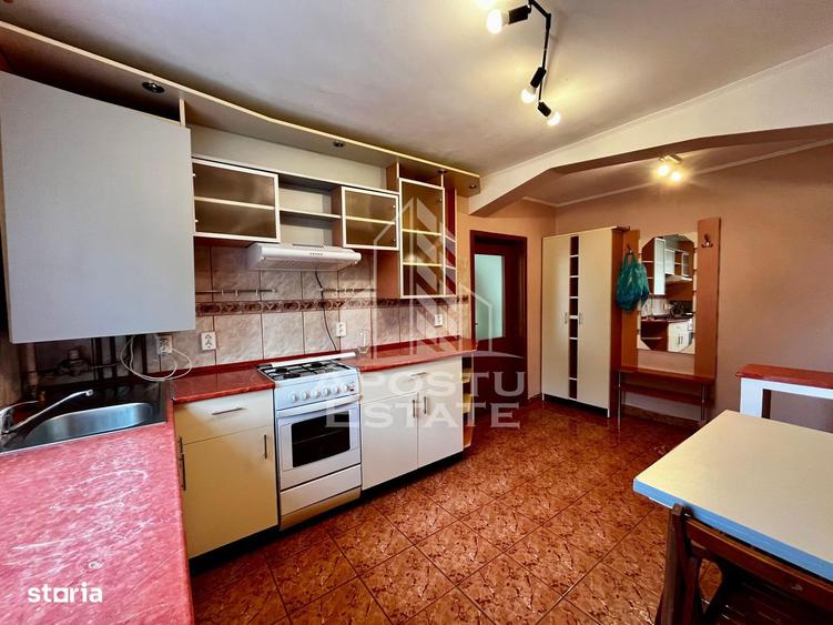 Apartament cu 2 camere semidecomandat, mobilat în Circumvalațiunii