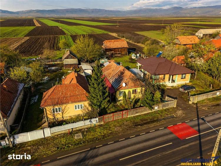 Casă cu 3 camere cu Teren 1749 Mp în Lunga