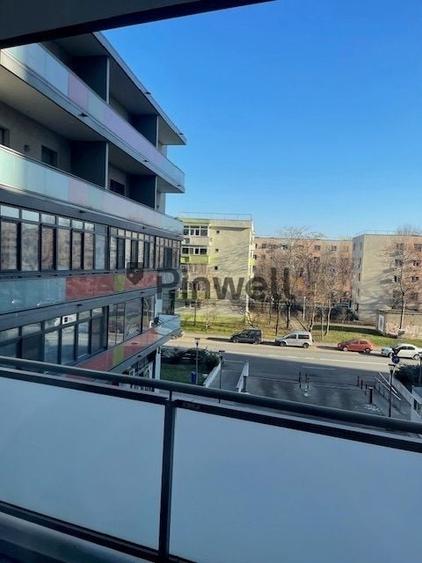 Apartament cu 3 camere decomandat, mobilat în Doamna Ghica
