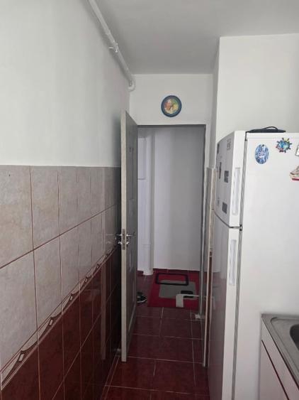 Apartament cu 3 camere semidecomandat, mobilat în Șagului