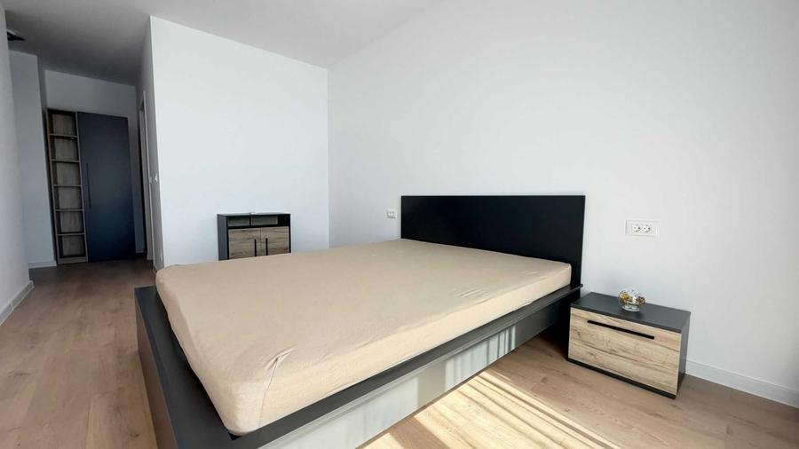Apartament cu 3 camere decomandat în Theodor Pallady