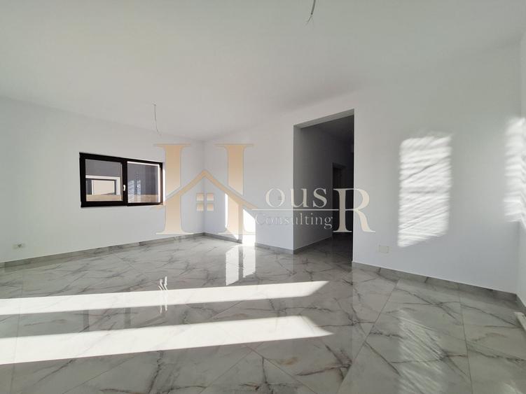 Duplex cu 5 camere cu Canalizare în Girocului